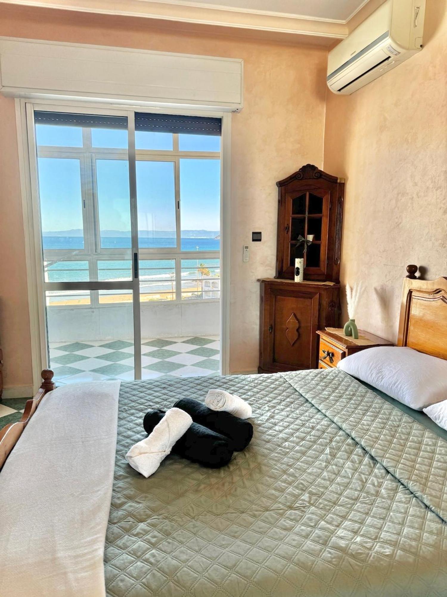Paisible T2, Magnifique Vue Apartment Tangier